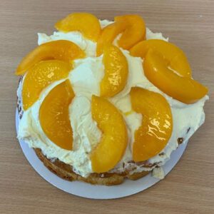 Peaches and Cream Cake Making Workshop cake 3